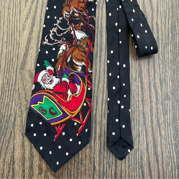 Addiction Vintage Santa Reindeer Christmas 100% Silk Tie - Picture 2 of 3